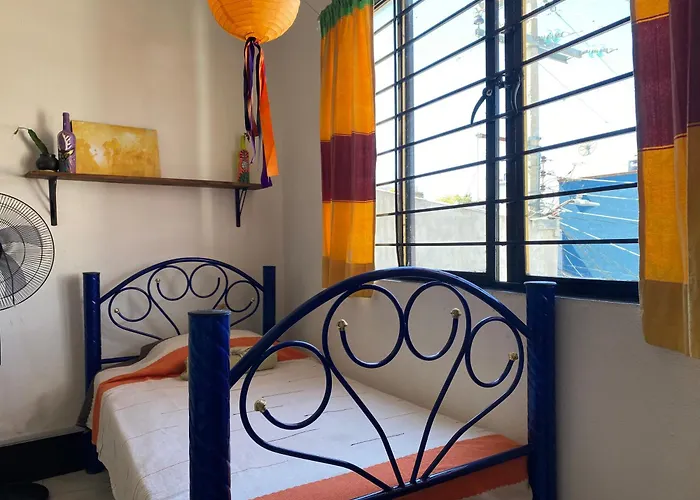 Casa El Mundo
