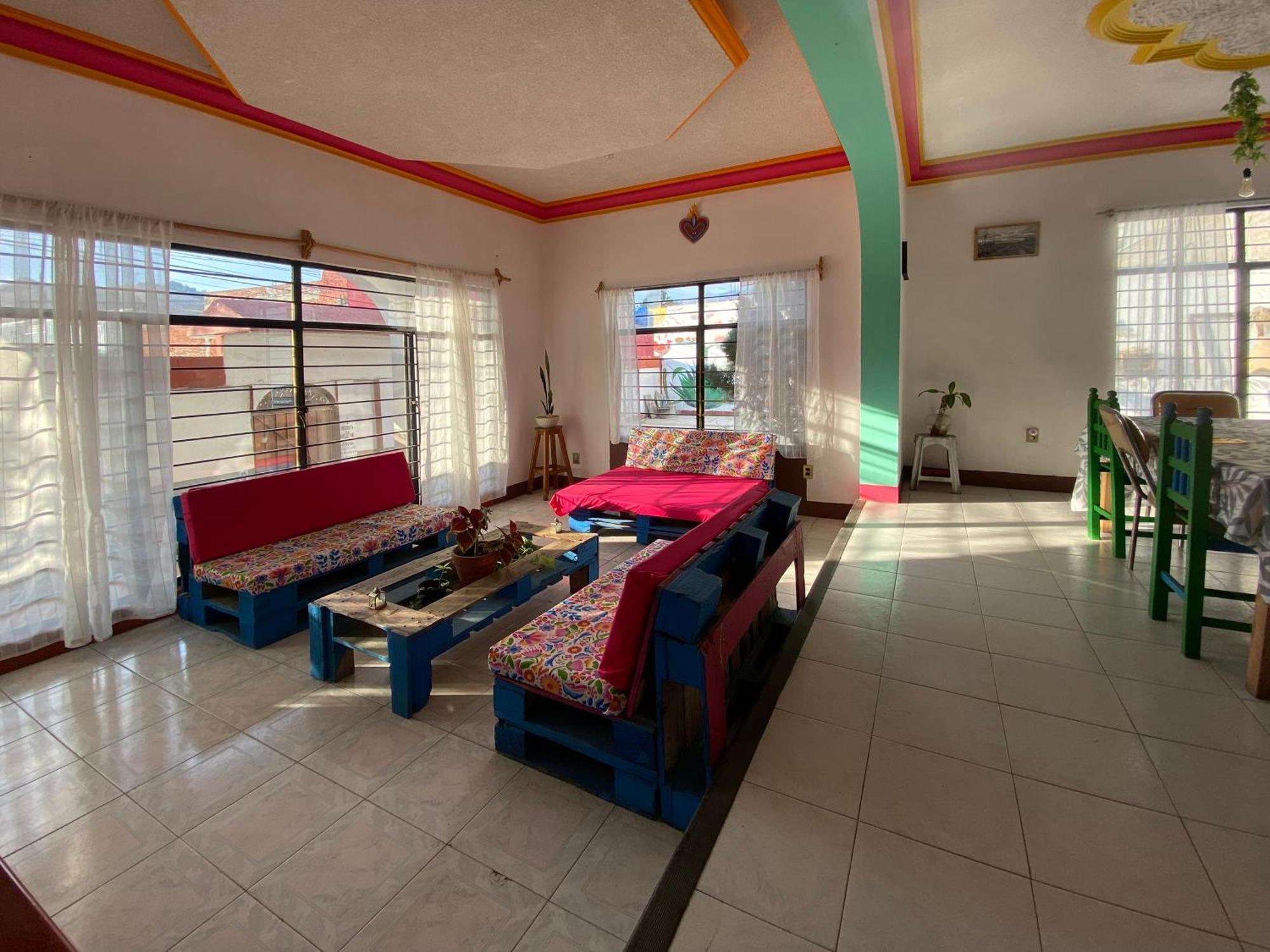 Casa El Mundo